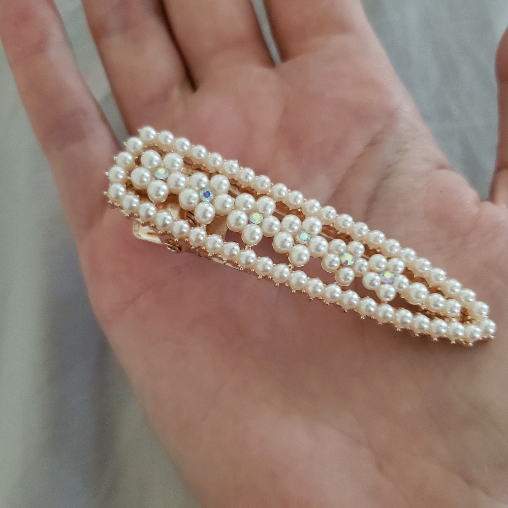 Trendy pearl & rhinestone hair clip - Picture 2 of 4